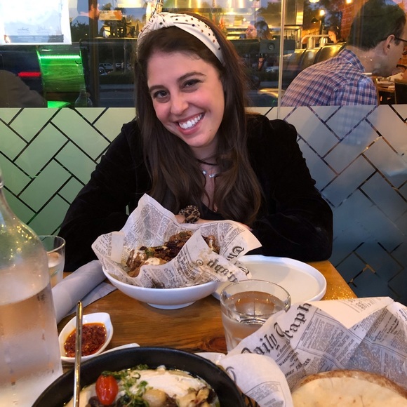 Meet your Posher, Michelle - Picture 1 of 1